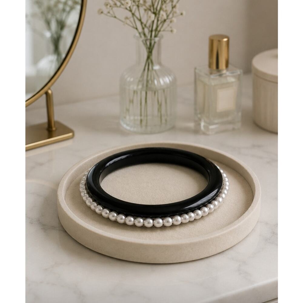 Nordstrom Open Edit Black Pearl Trim Bangle New - Picture 2 of 2
